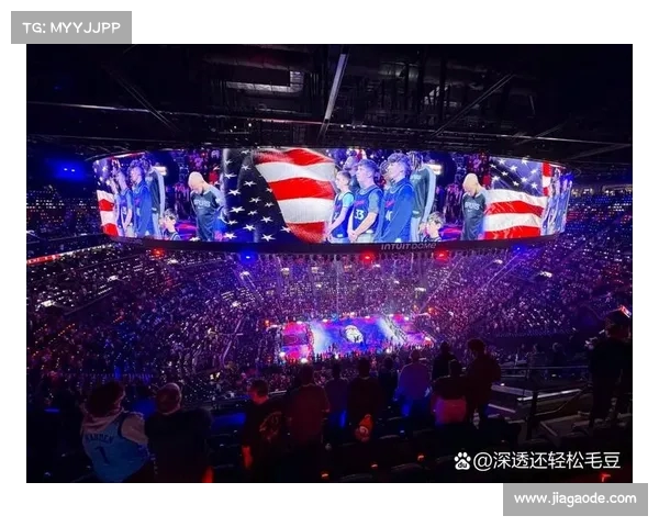 快船队在主场迎来胜利,球迷狂热欢呼 快船队在主场迎来胜利,球迷狂热欢呼